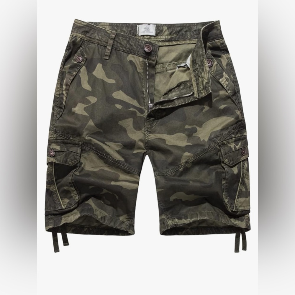 Size 6 women’s cargo shorts